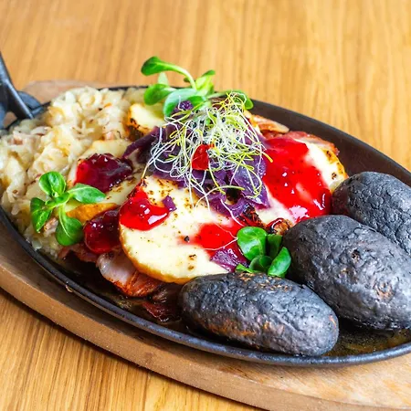 Maria & شتافنيتسه