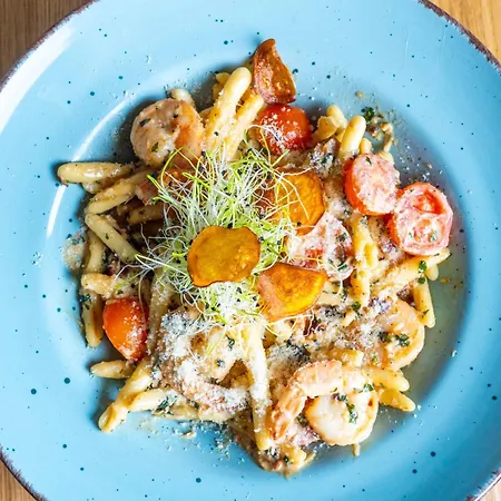 Maria & * شتافنيتسه